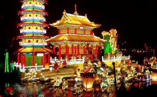 2013自贡国际恐龙灯会(图2)