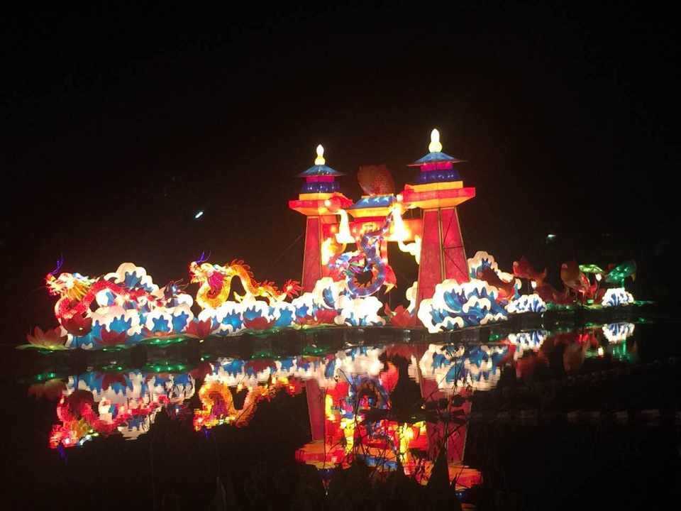 四海彩灯2015《中泰建交40周年彩灯嘉年华》盛大开幕(图2)